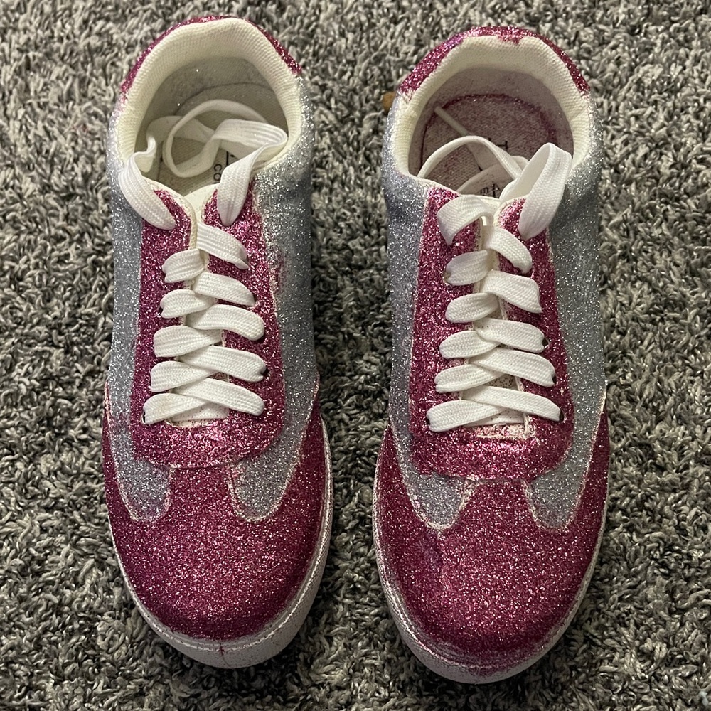 Women’s Sparkly Pink and Silver Glitter Sneakers (6)